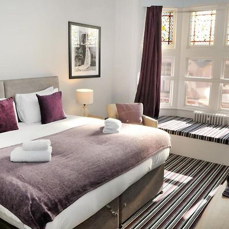 The Royal Hotel Crewe, A Brilliant Collection, Powered By Oyo ภายนอก รูปภาพ