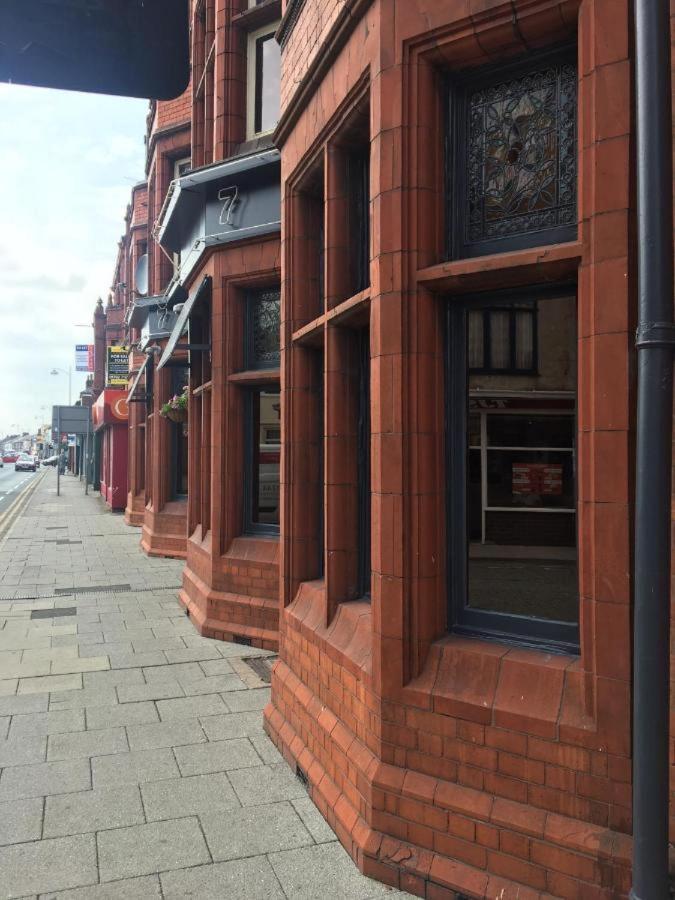 The Royal Hotel Crewe, A Brilliant Collection, Powered By Oyo ภายนอก รูปภาพ
