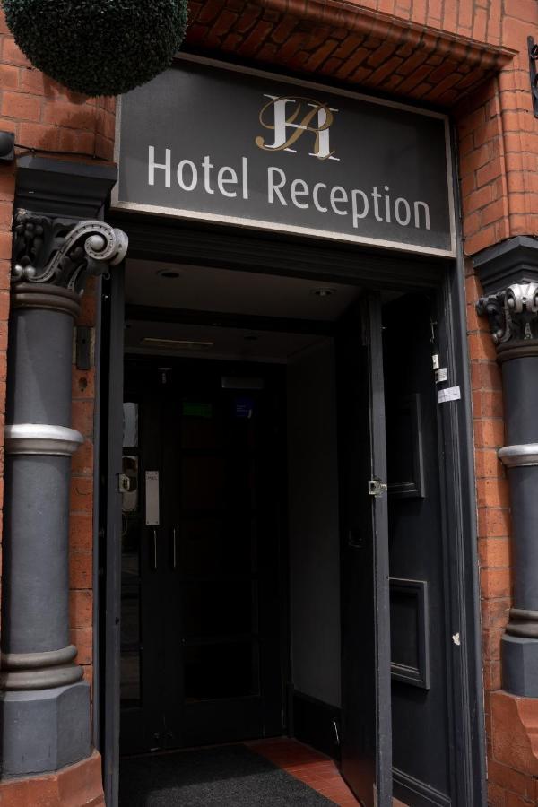 The Royal Hotel Crewe, A Brilliant Collection, Powered By Oyo ภายนอก รูปภาพ