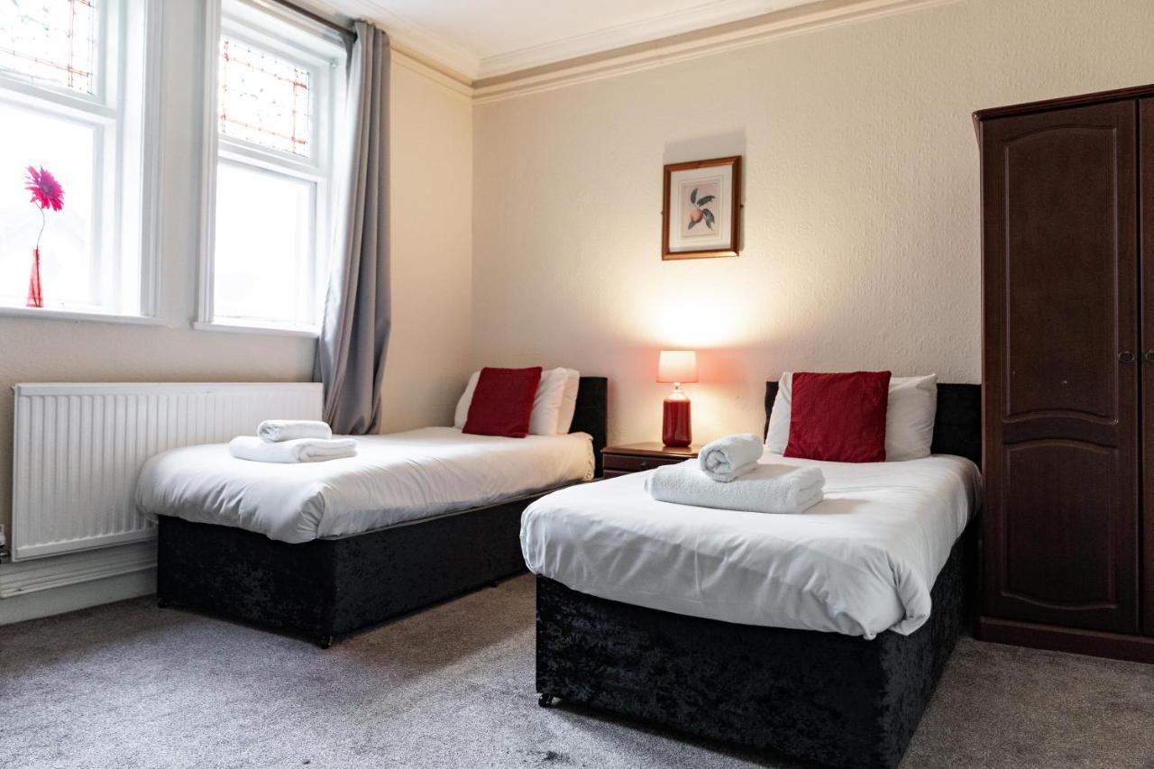 The Royal Hotel Crewe, A Brilliant Collection, Powered By Oyo ภายนอก รูปภาพ